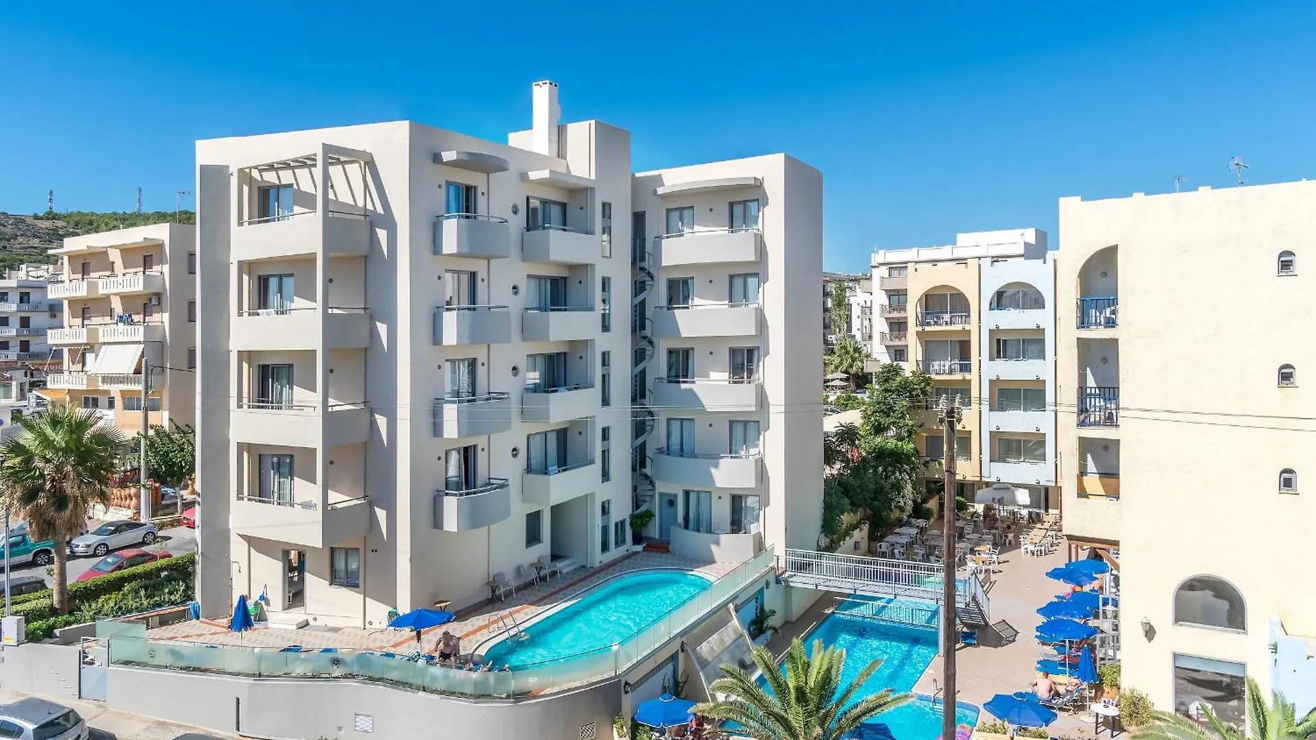 *** 호텔 Lefkoniko Beach & Icarus Suite Apts 레팀노 그리스