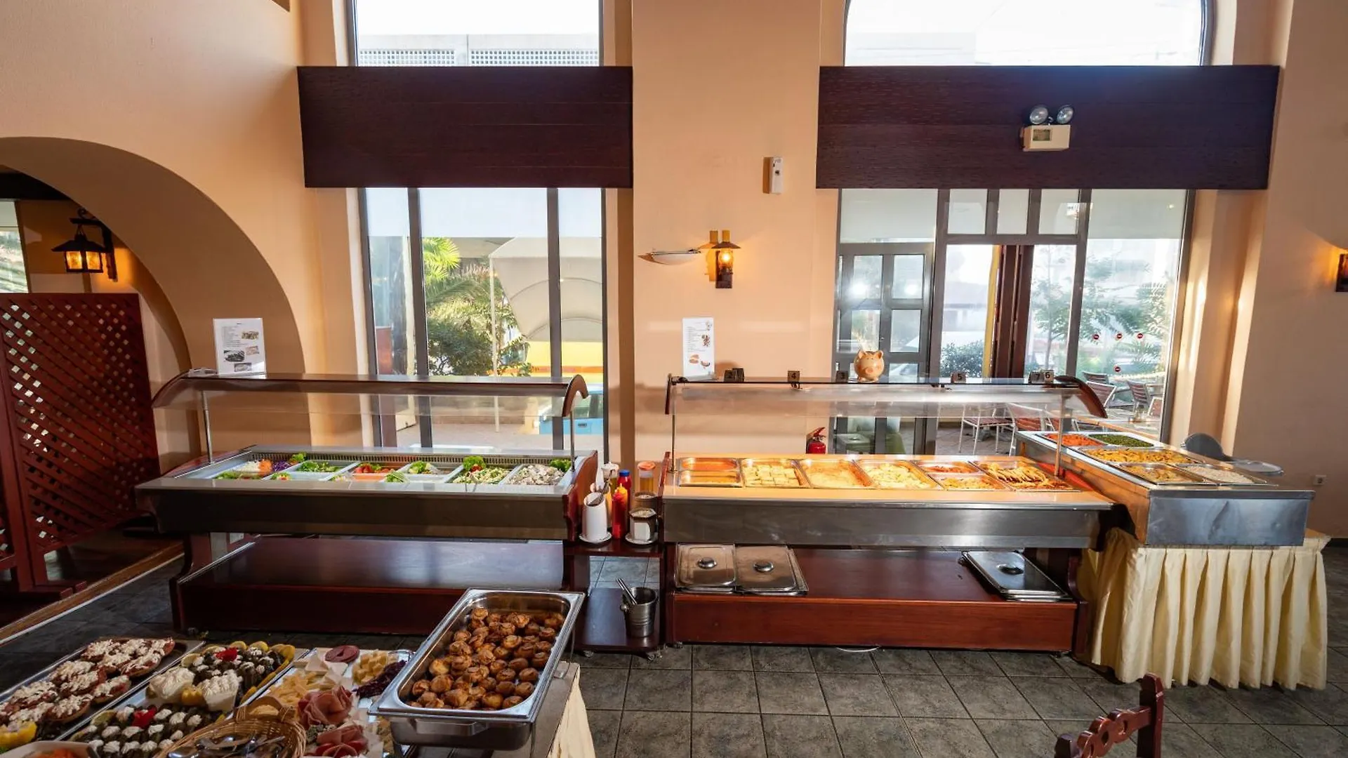 *** Hotel Lefkoniko Beach & Icarus Suite Apts Rethymnon Grecia