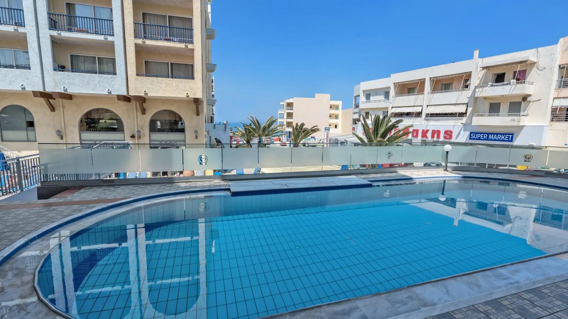 *** Hotel Lefkoniko Beach & Icarus Suite Apts Rethymnon Grecia