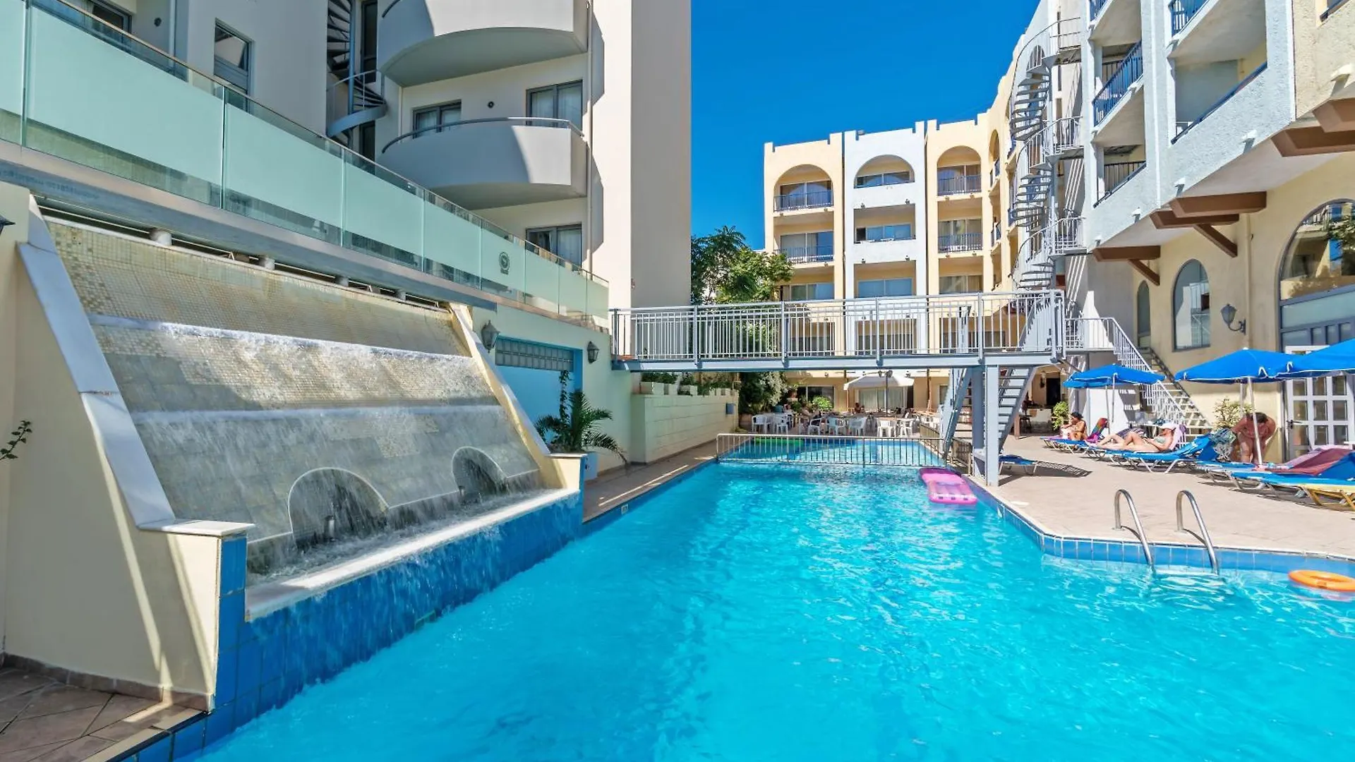 *** Hotel Lefkoniko Beach & Icarus Suite Apts Rethymnon Grecia